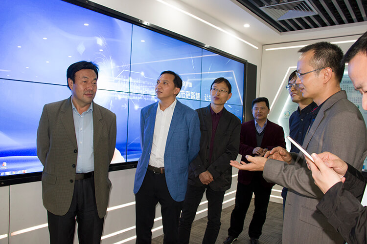 1516705800253672.jpg 孙董展厅介绍.jpg